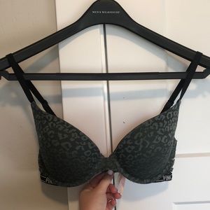 PINK cheetah print bra size 32D